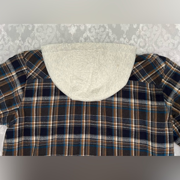 Legendary Whitetails Camp Night Hooded Flannel Shirt Jacket - Picture 7 of 9